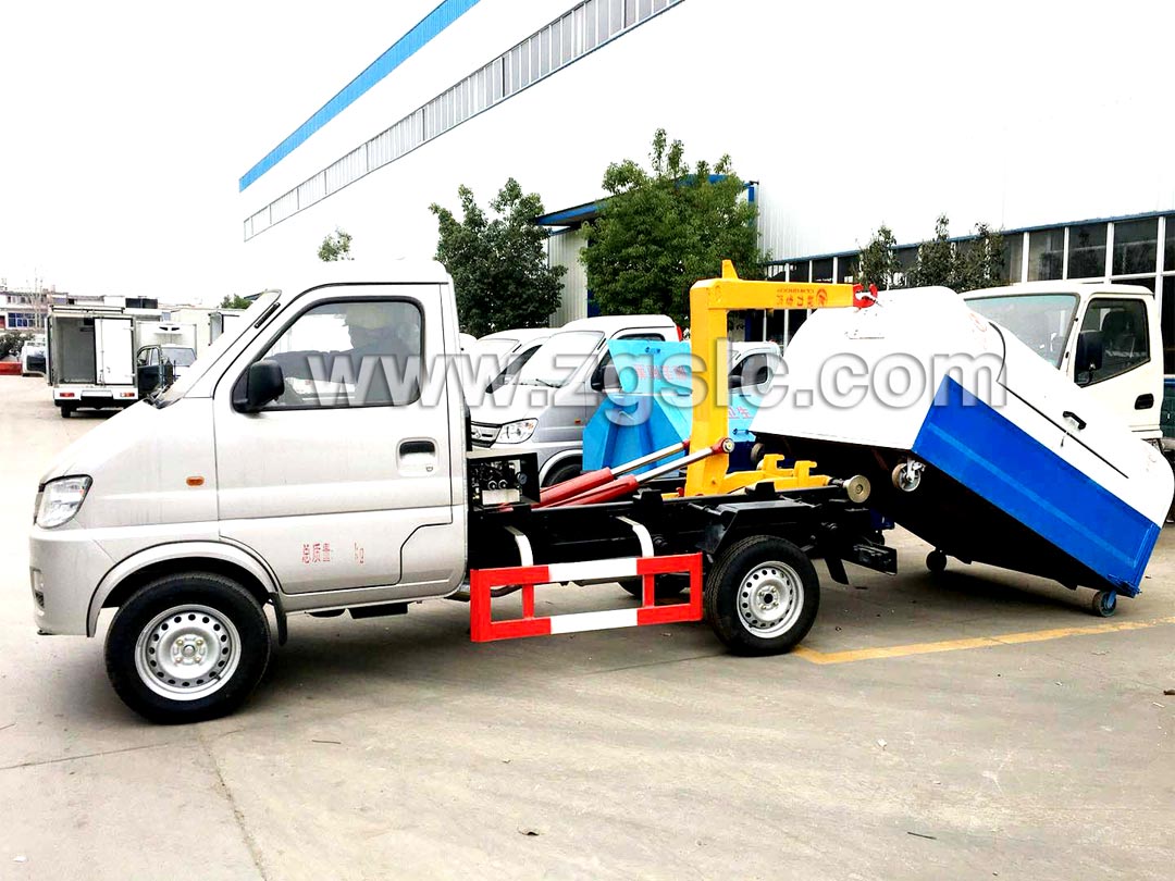 長(zhǎng)安3方勾臂垃圾車_勾臂垃圾車多少錢一臺(tái)?