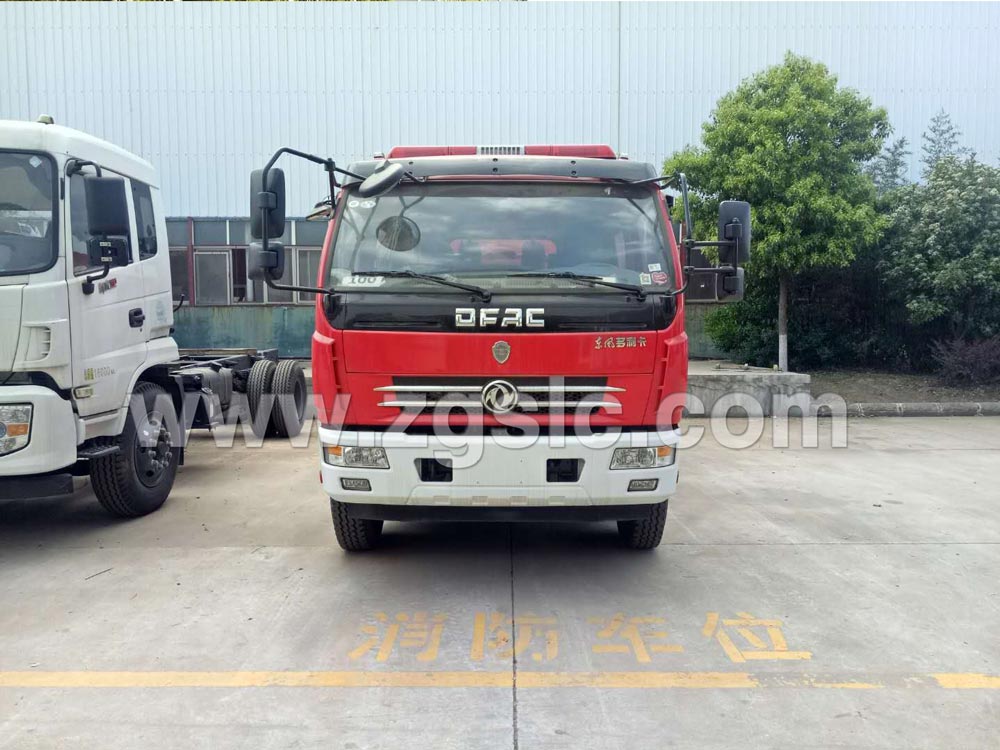 東風(fēng)大多利卡水罐消防車(chē)(國(guó)五)