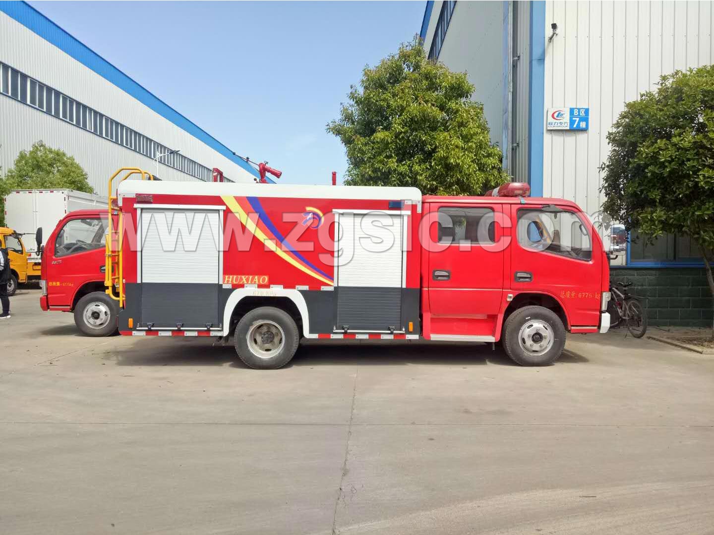 東風凱普特雙排水罐消防車 (國五)