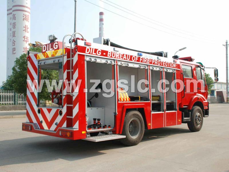 豪沃干粉消防車-廠家價格